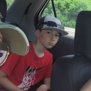 Meet your Posher, Dylan